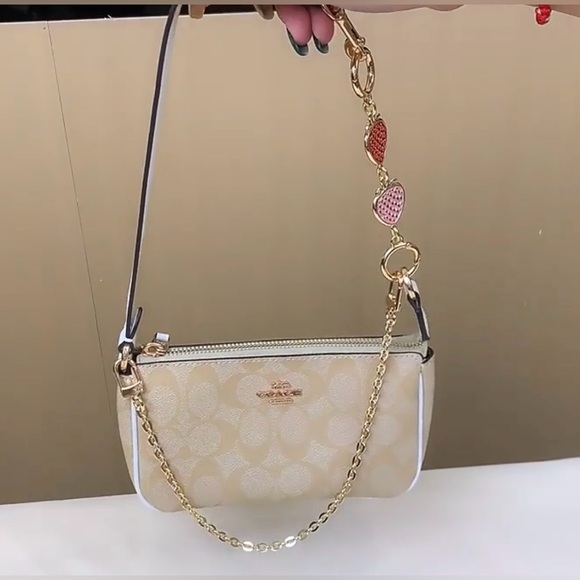 Red Heart Bag Charm Handbag Extender, New - Picture 8 of 8